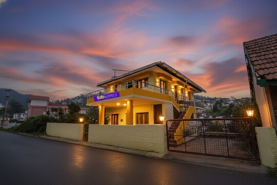 Fabhotel Yellow Mist Home Stay